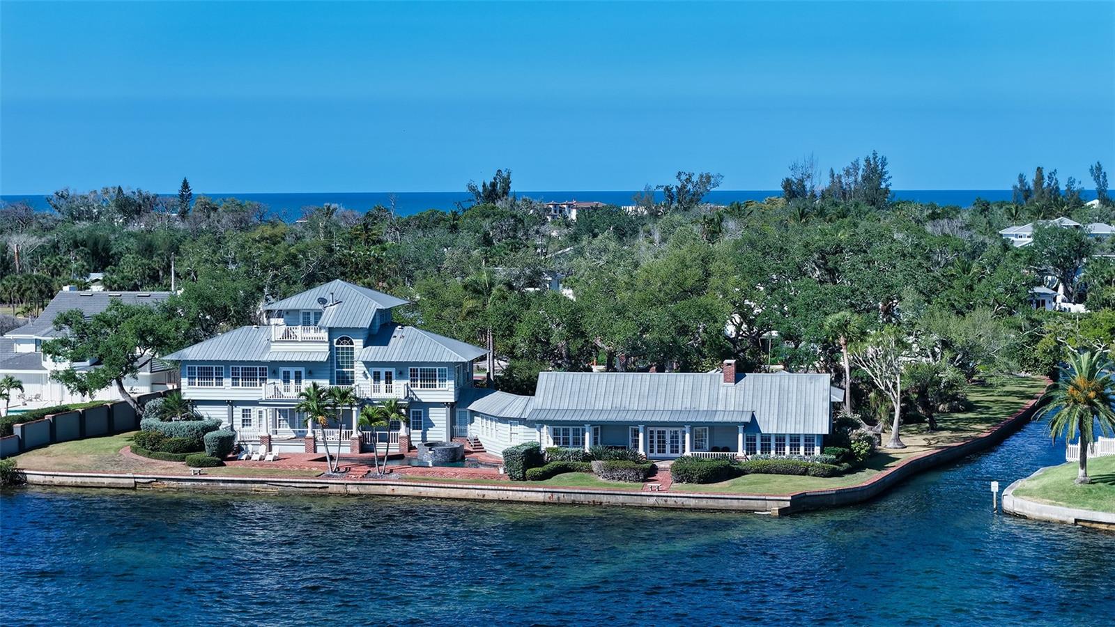 1249 S BASIN LN, SARASOTA, FL, 34242