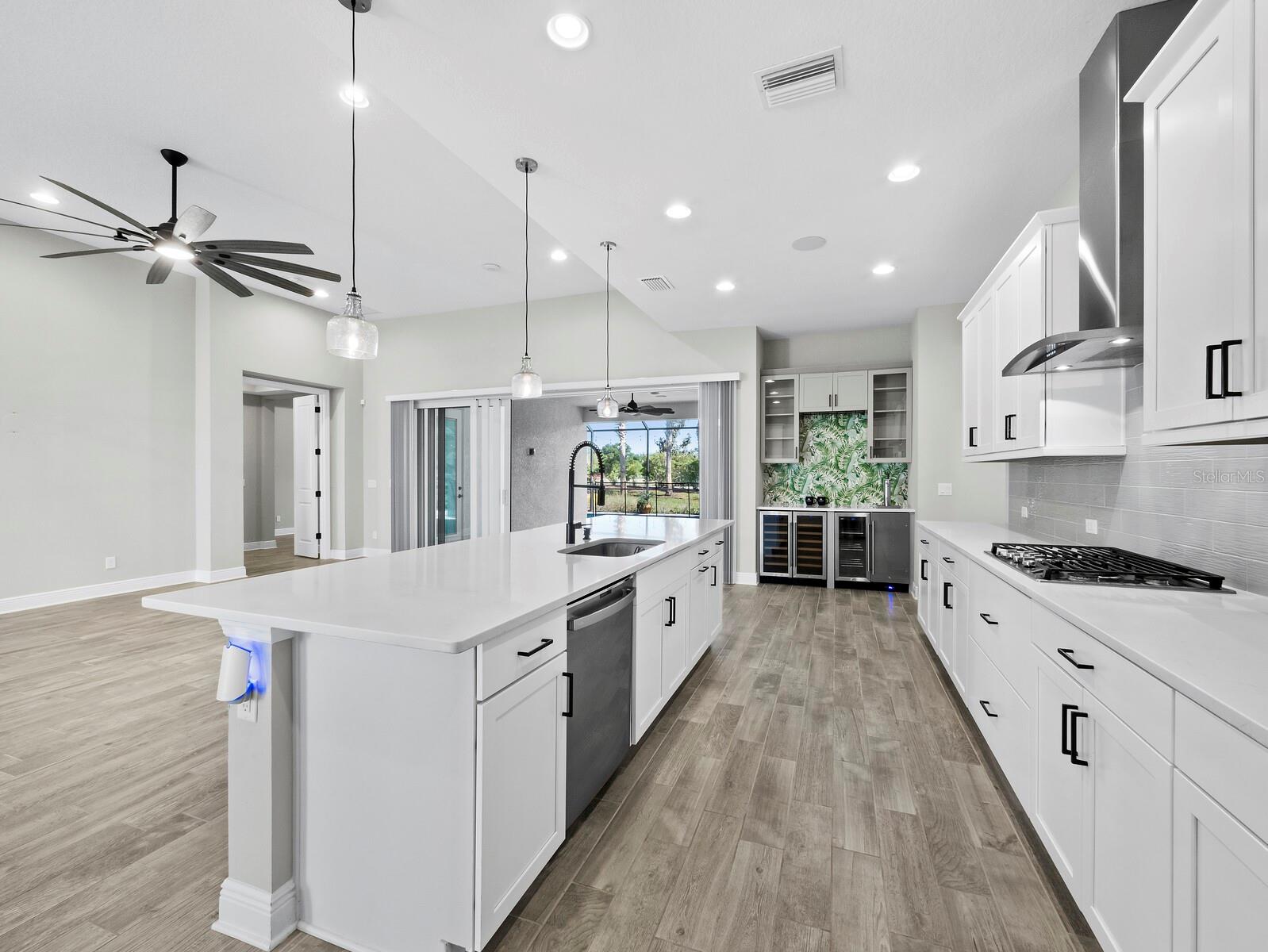 6129 LUNGO LAGO DR, SARASOTA, FL, 34241