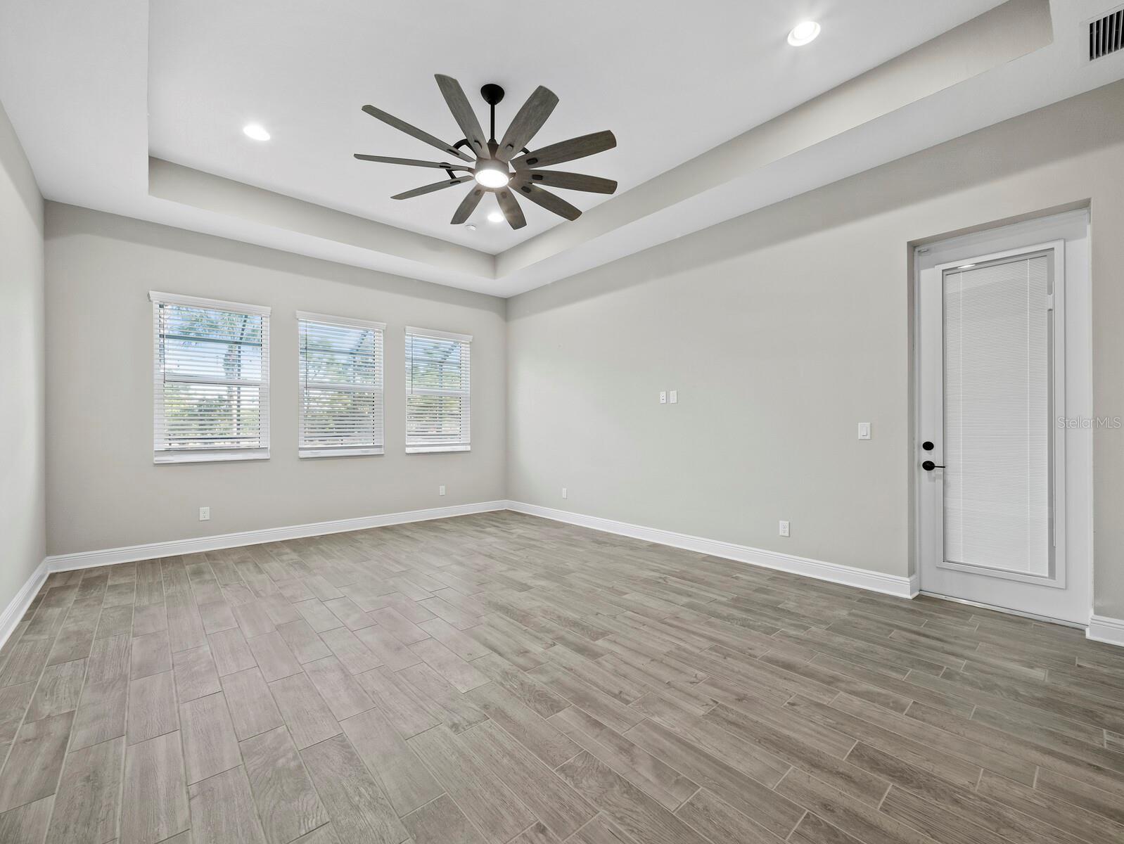 6129 LUNGO LAGO DR, SARASOTA, FL, 34241