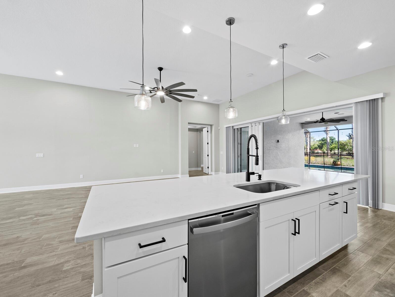 6129 LUNGO LAGO DR, SARASOTA, FL, 34241