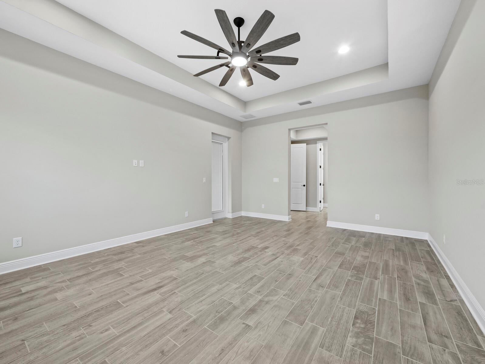 6129 LUNGO LAGO DR, SARASOTA, FL, 34241