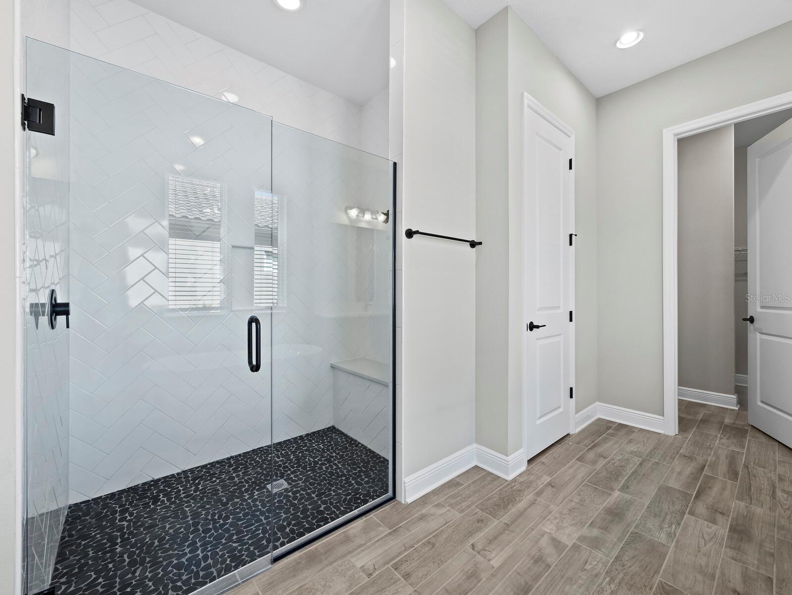 6129 LUNGO LAGO DR, SARASOTA, FL, 34241