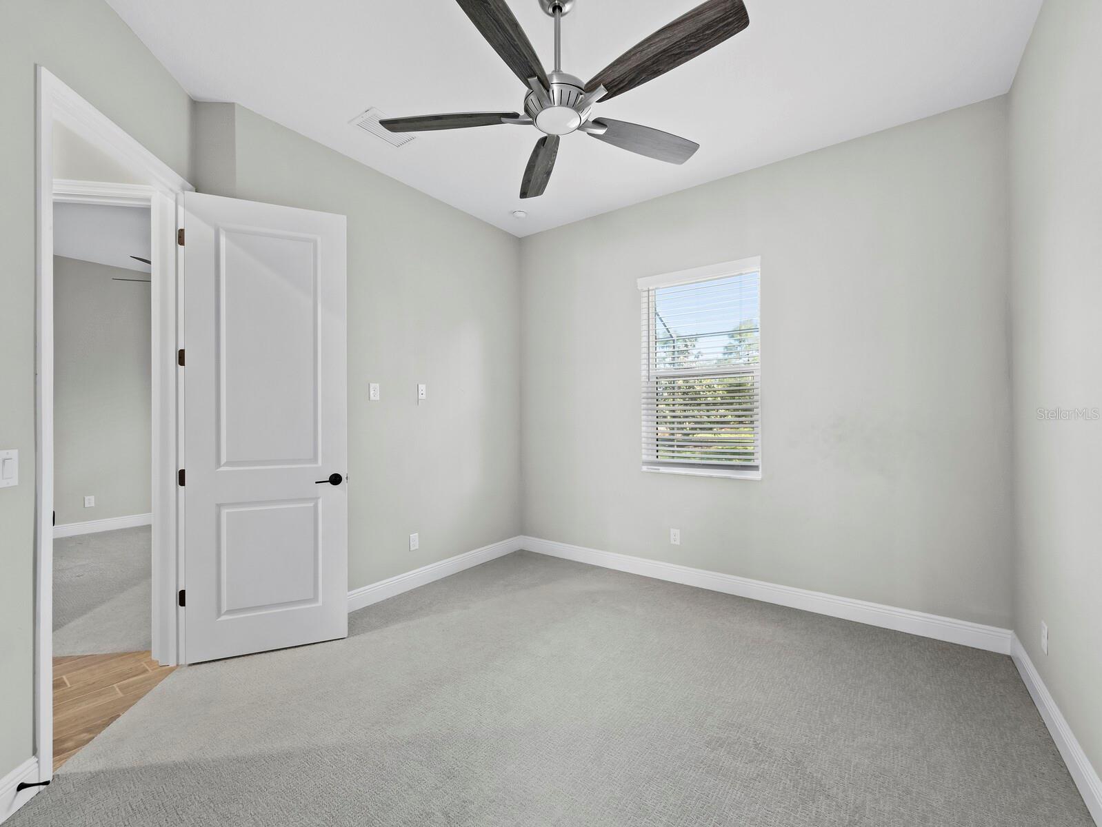 6129 LUNGO LAGO DR, SARASOTA, FL, 34241