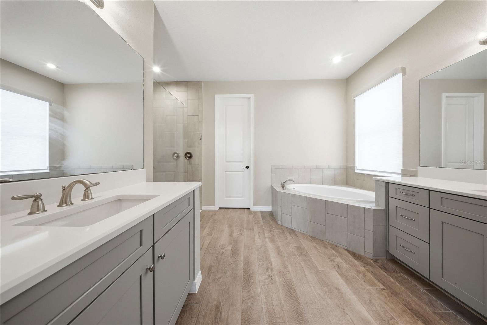 7121 BRADBURY CIR, WESLEY CHAPEL, FL, 33545