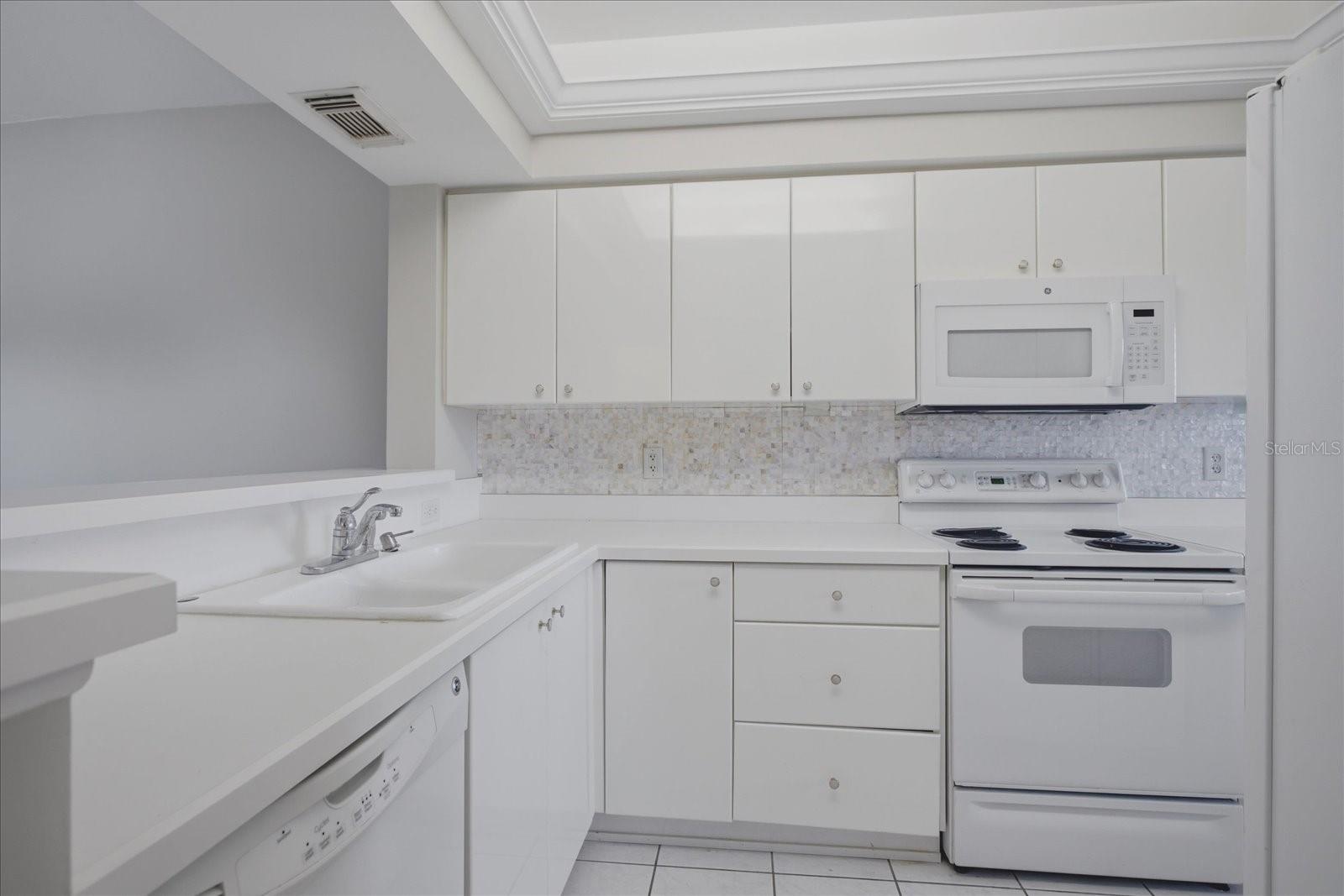 BOUCHELLE ISLAND CONDOMINIUM, NEW SMYRNA BEACH, FL, 32169