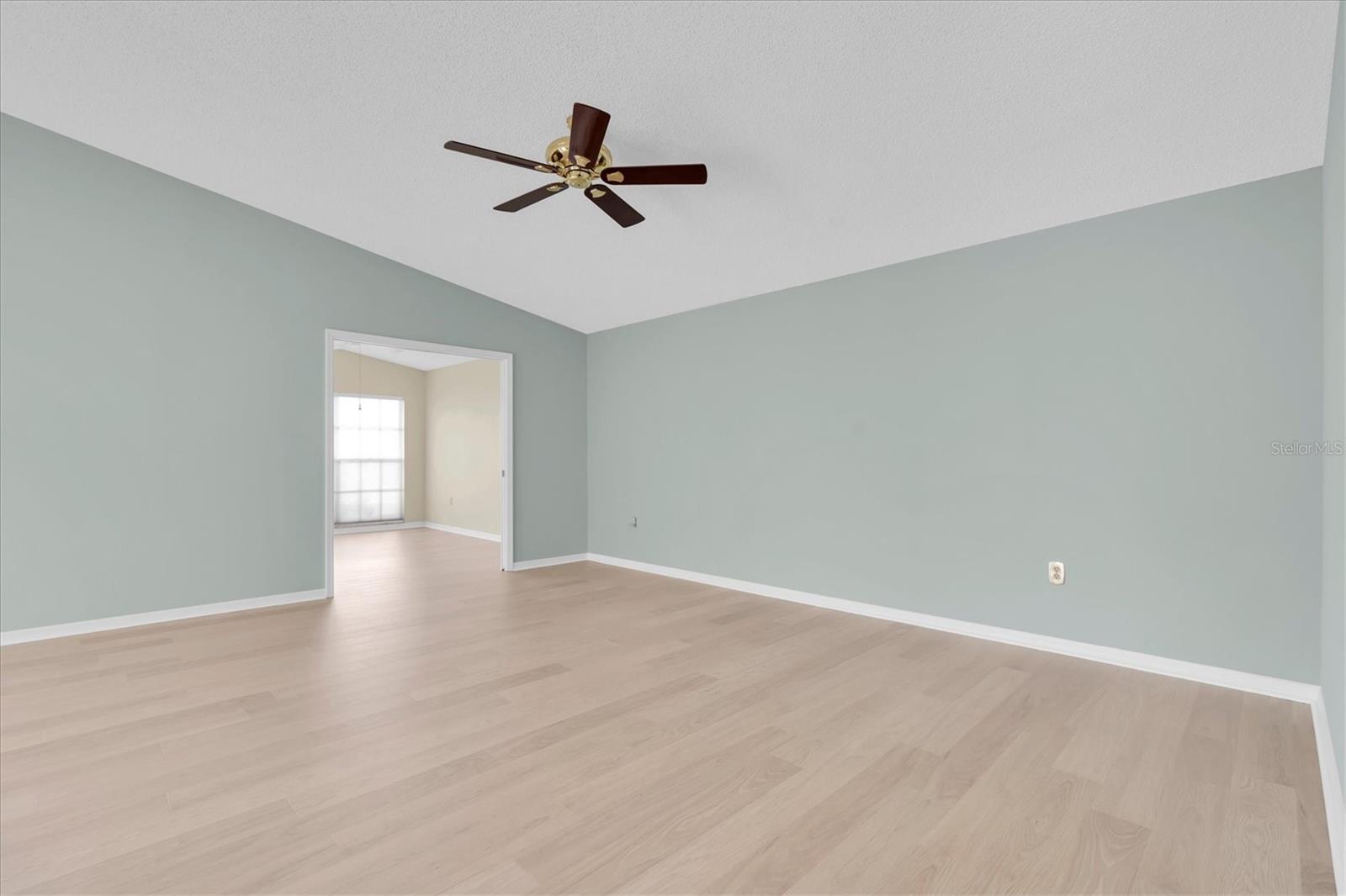 2023 NASH DR, CLEARWATER, FL, 33763