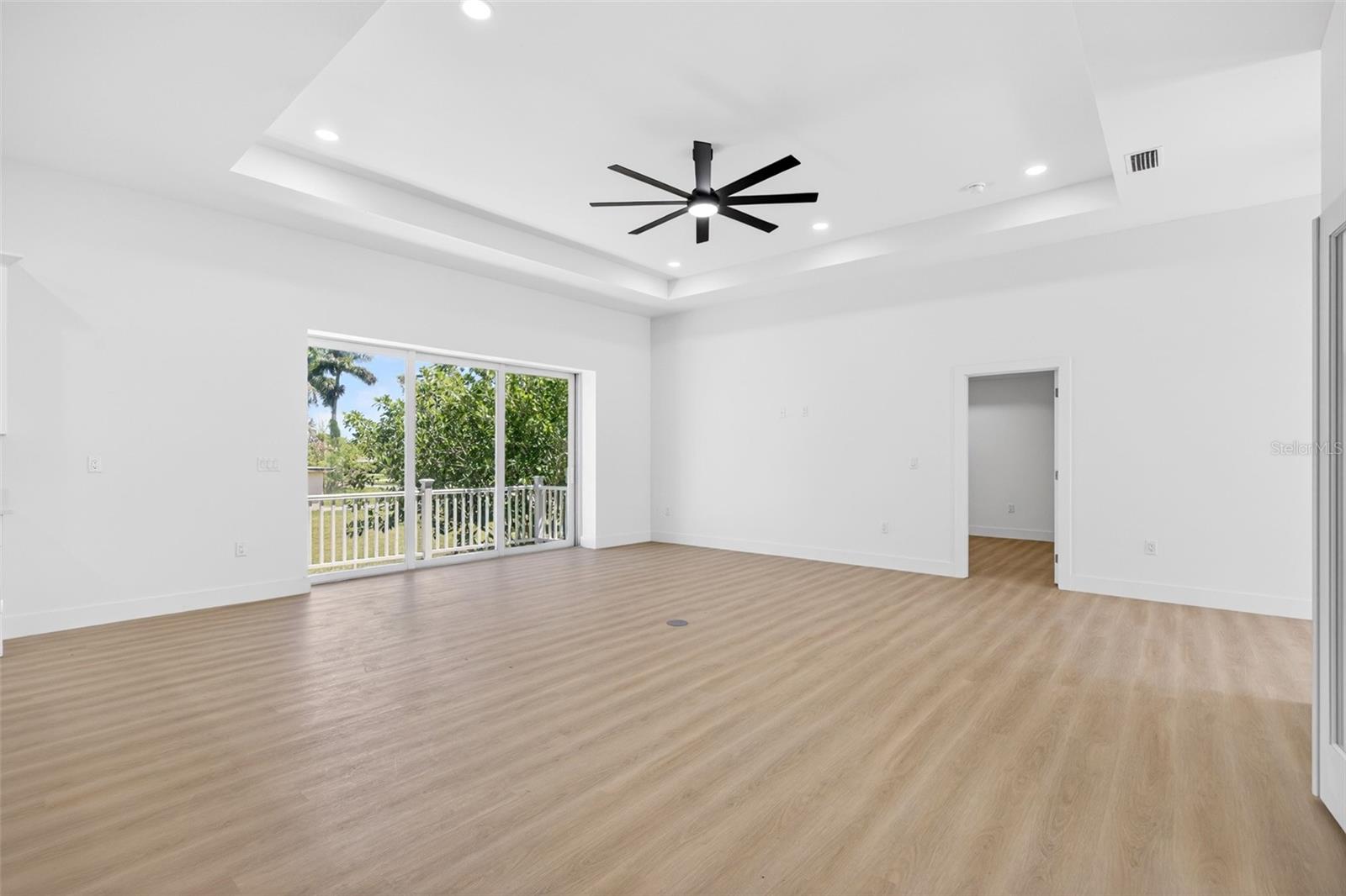 200 LEACH DR, PUNTA GORDA, FL, 33950