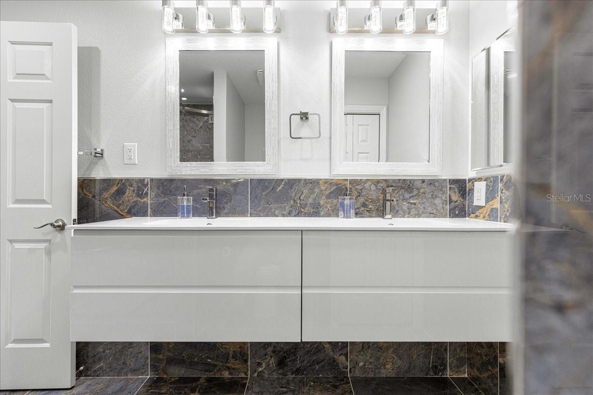 8354 SE 177TH BARTRAM LOOP, THE VILLAGES, FL, 32162