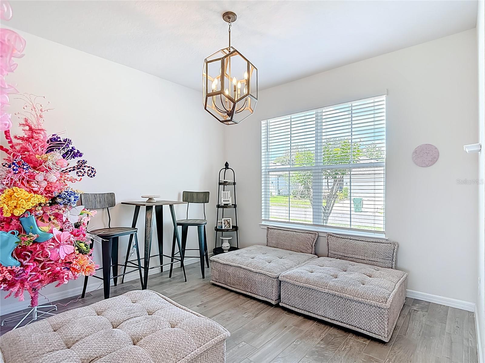 6136 BRADFORD WOODS DR, ZEPHYRHILLS, FL, 33542