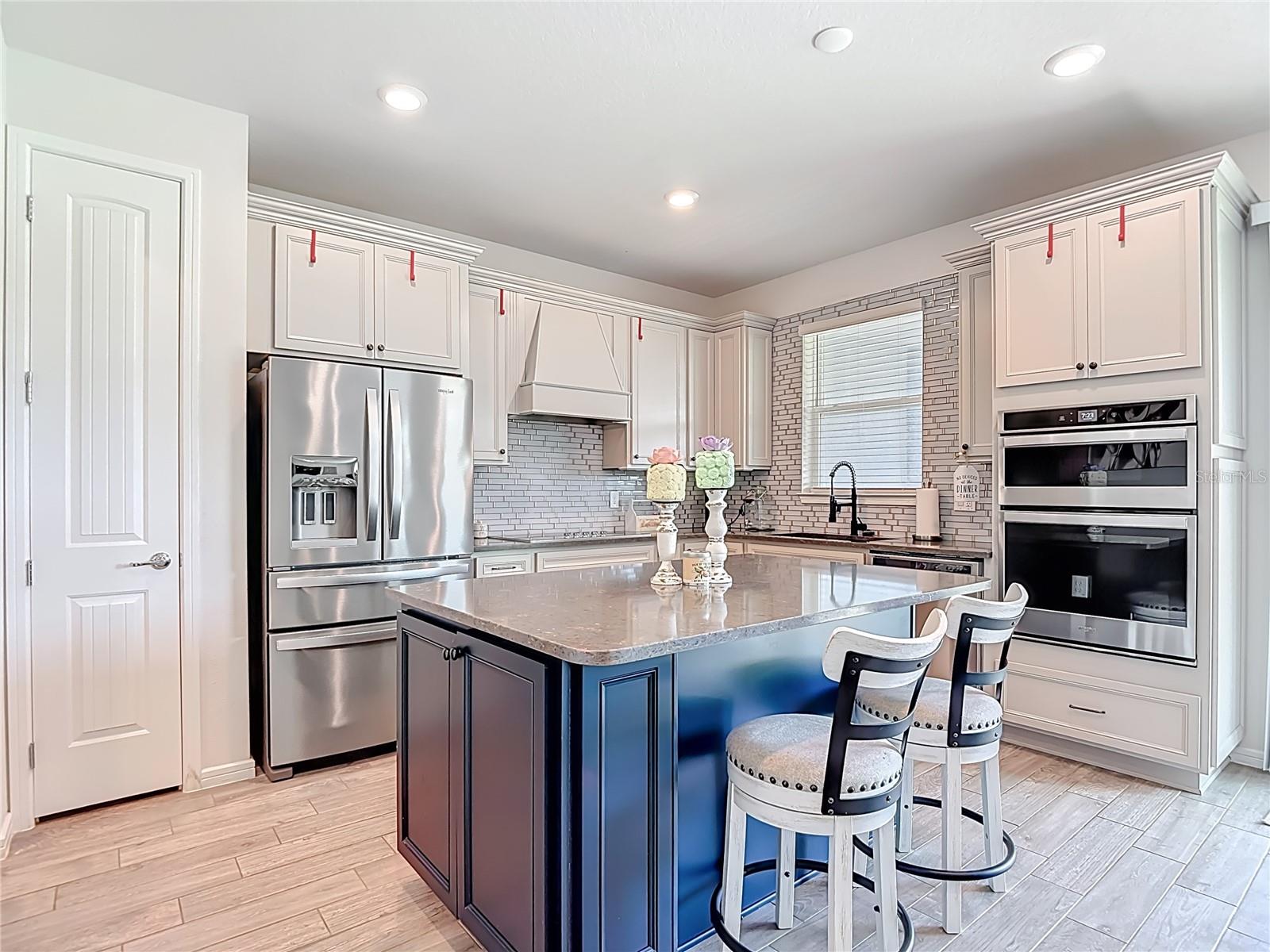 6136 BRADFORD WOODS DR, ZEPHYRHILLS, FL, 33542