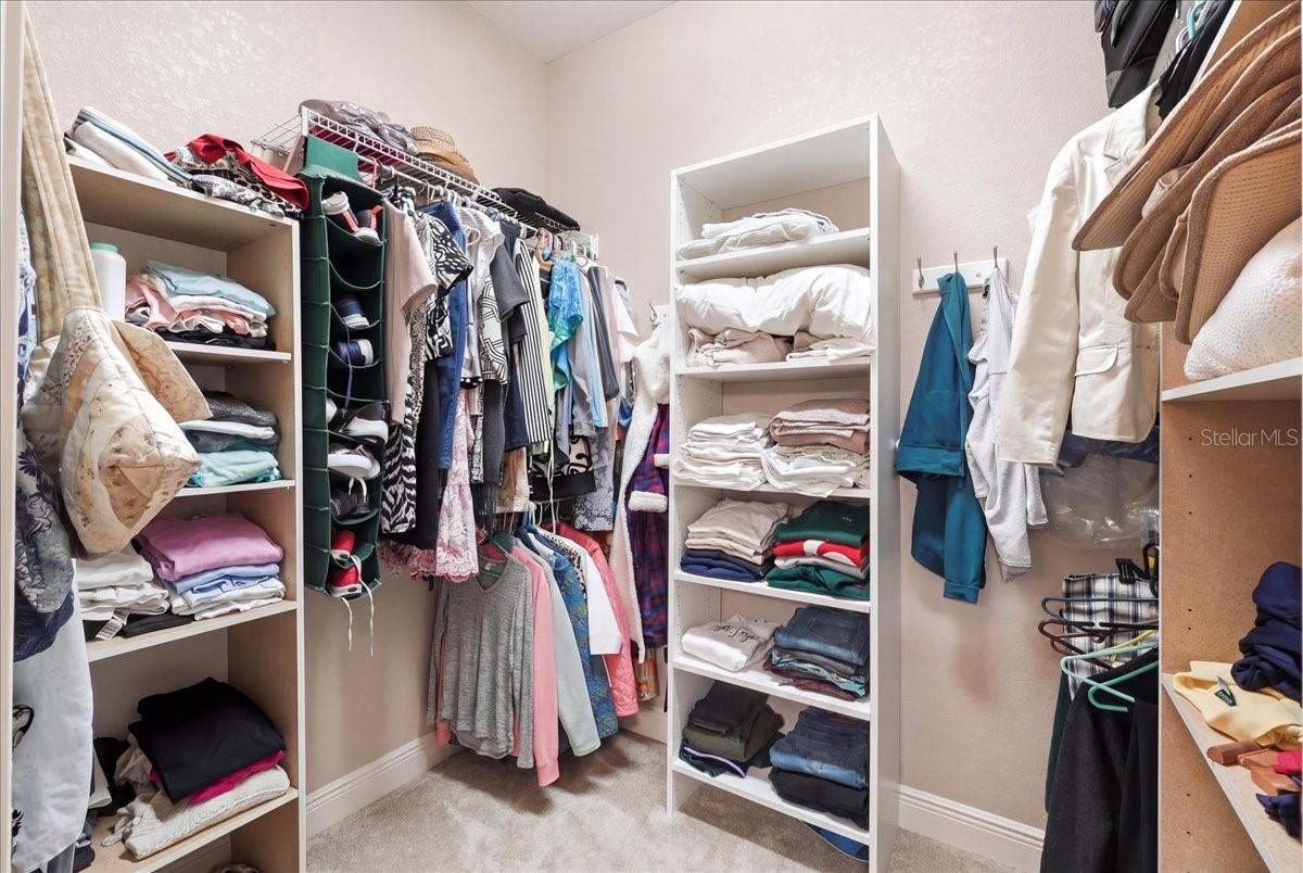 572 MEANDERING WAY, POLK CITY, FL, 33868