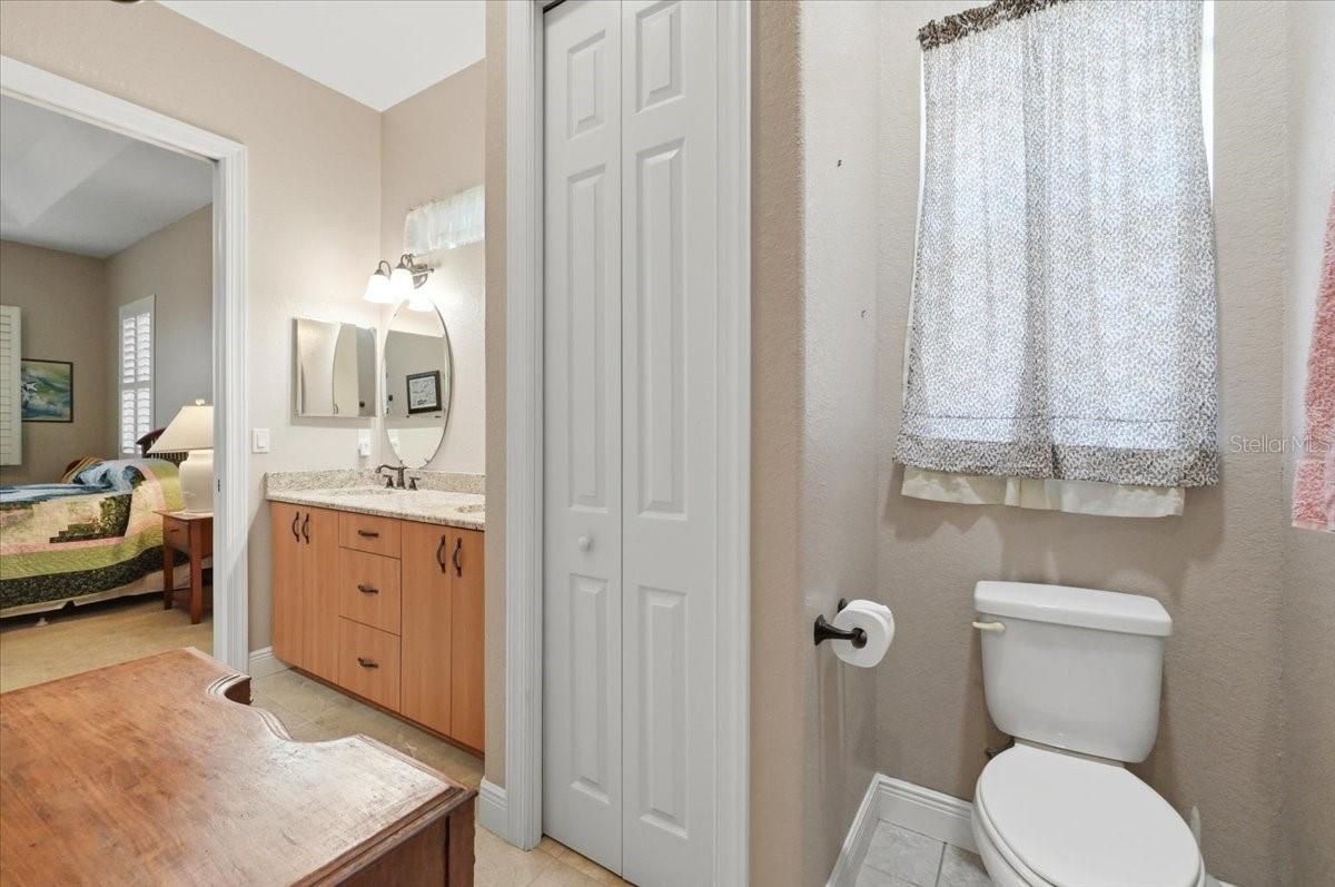 572 MEANDERING WAY, POLK CITY, FL, 33868