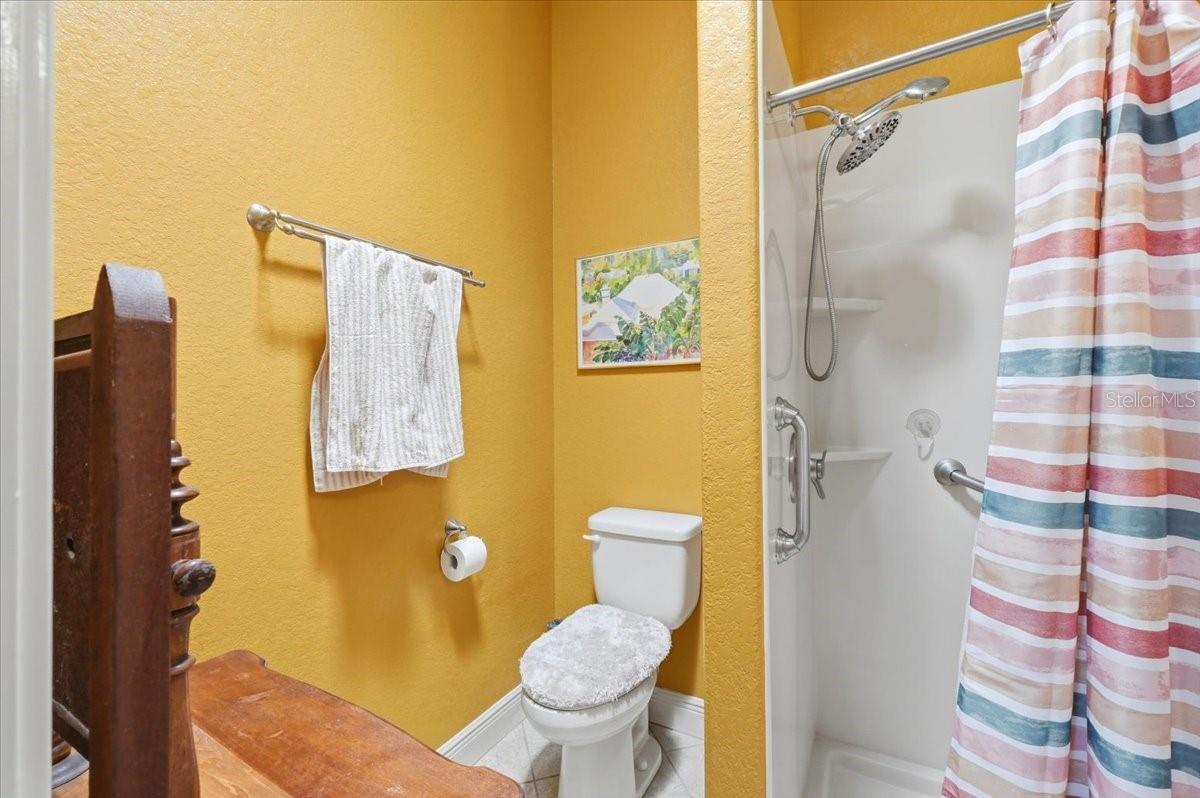 572 MEANDERING WAY, POLK CITY, FL, 33868