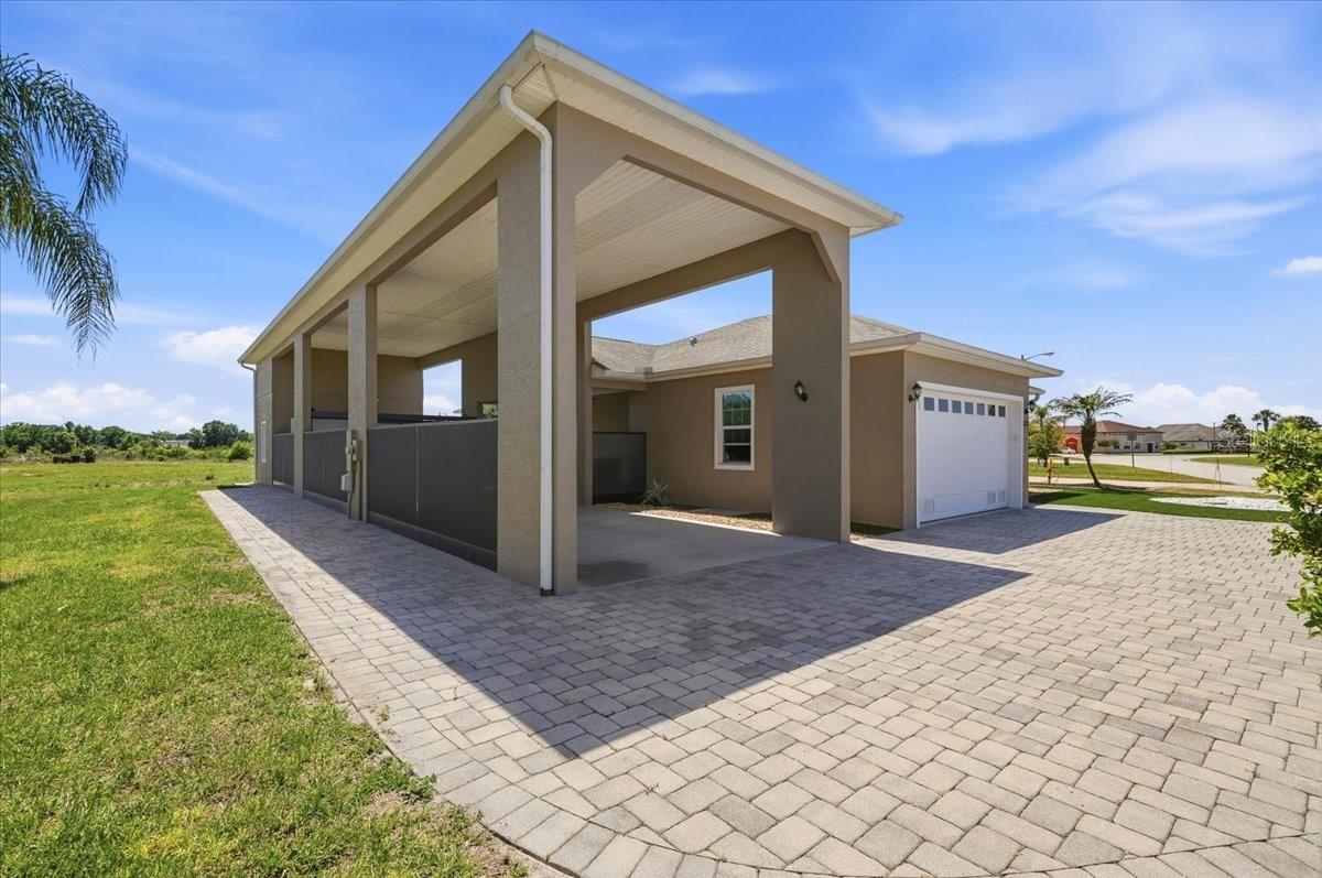 572 MEANDERING WAY, POLK CITY, FL, 33868