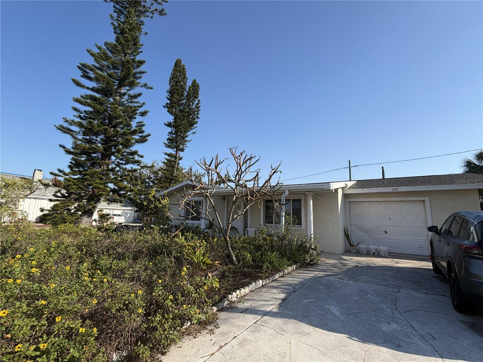 100 BOCA CIEGA DR, MADEIRA BEACH, FL, 33708