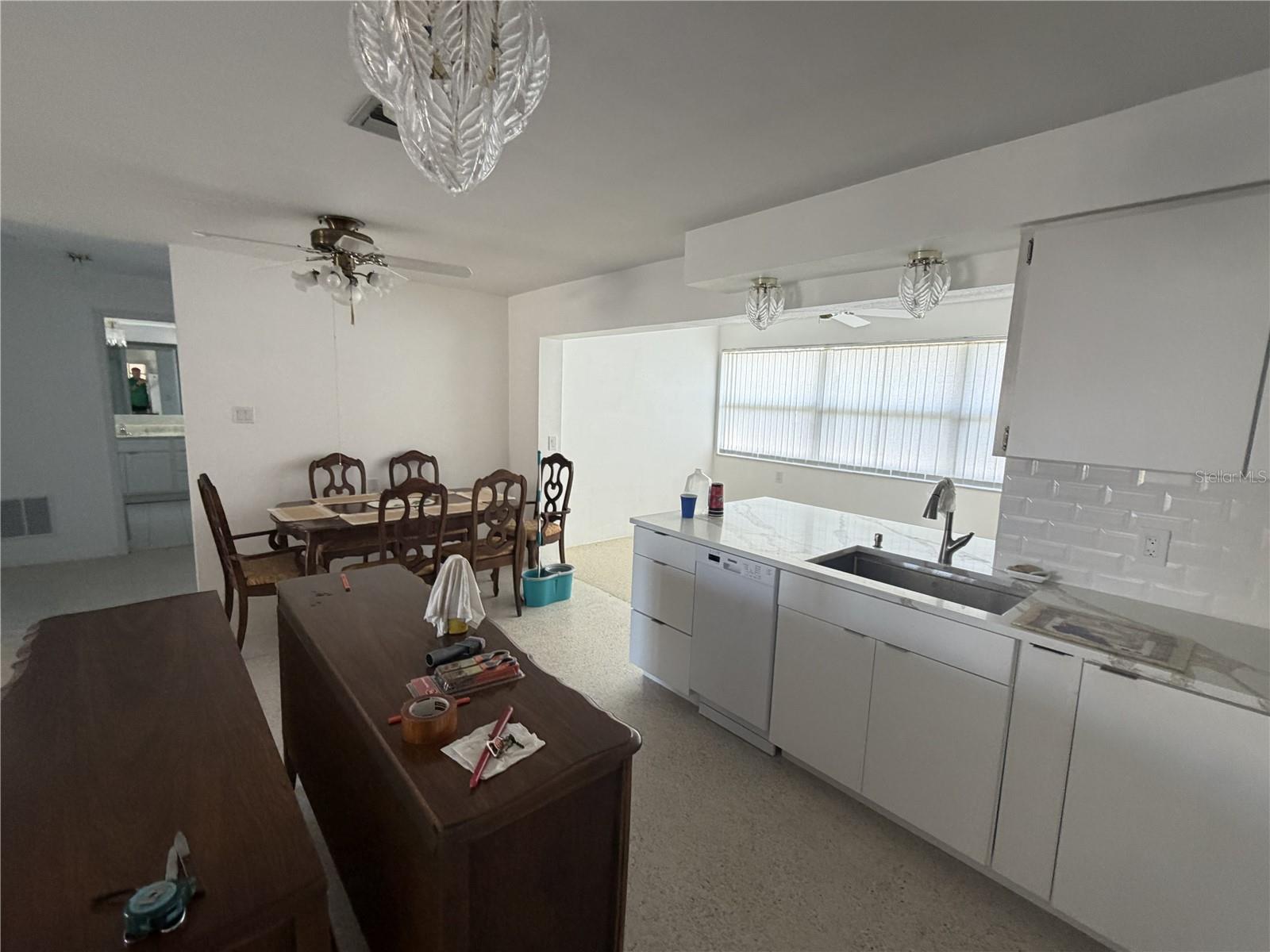 100 BOCA CIEGA DR, MADEIRA BEACH, FL, 33708