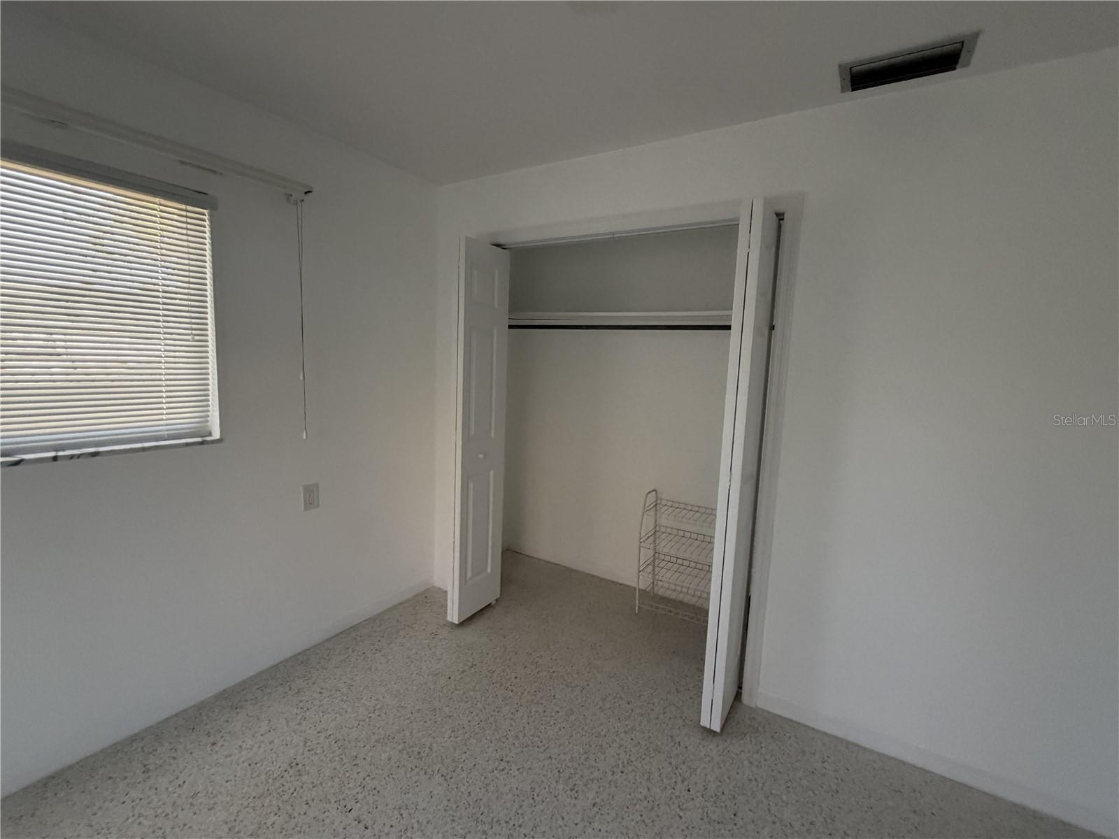 100 BOCA CIEGA DR, MADEIRA BEACH, FL, 33708