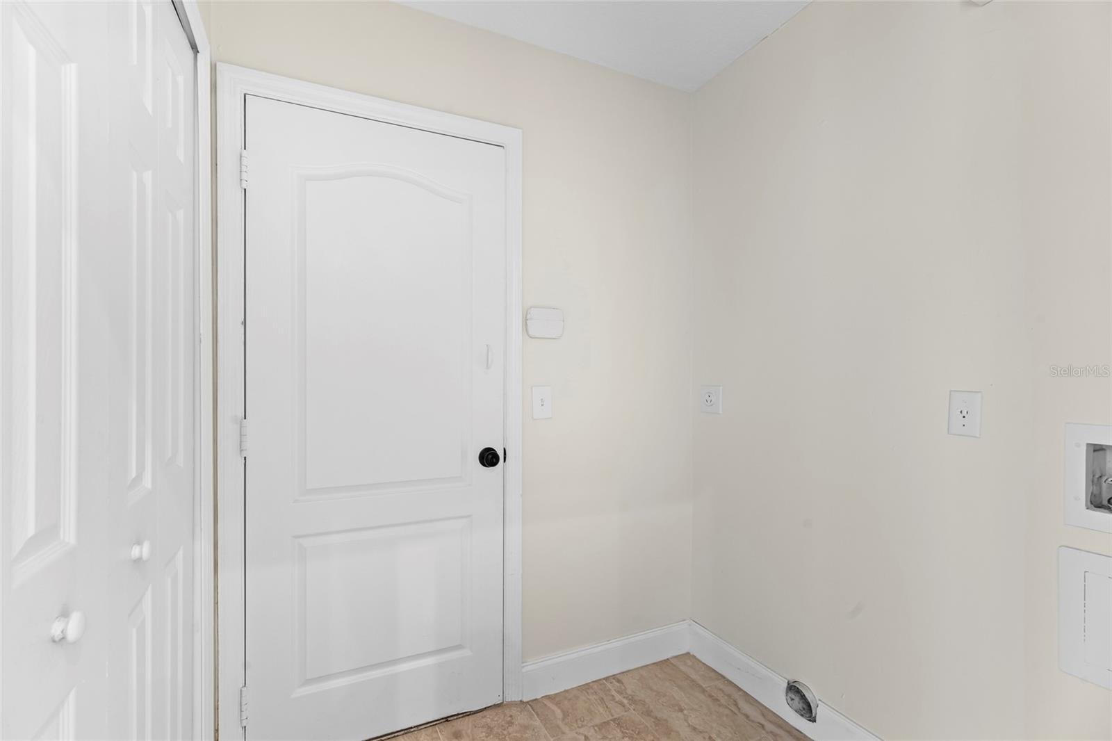 2141 SW BAYSHORE BLVD, PORT ST LUCIE, FL, 34984