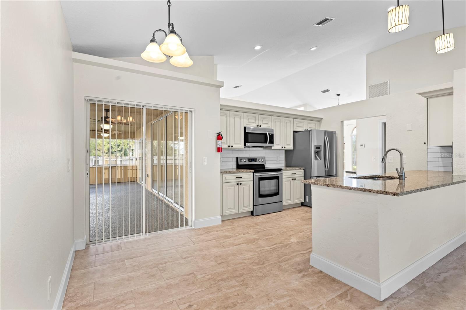 2141 SW BAYSHORE BLVD, PORT ST LUCIE, FL, 34984