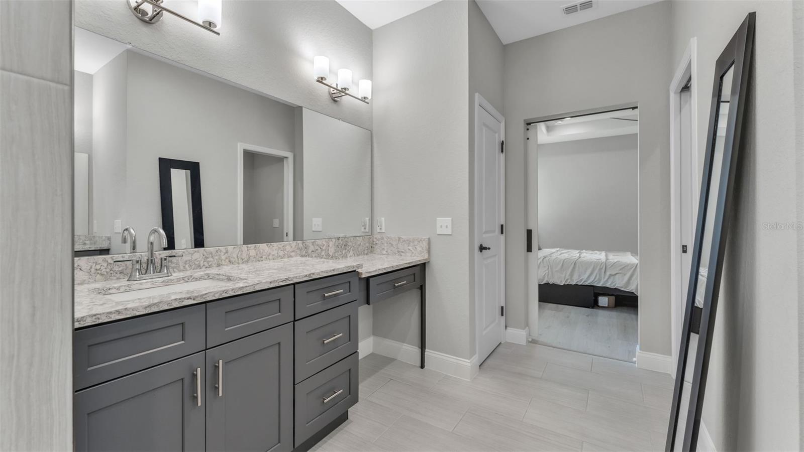 1221 KING AVE, LAKELAND, FL, 33803