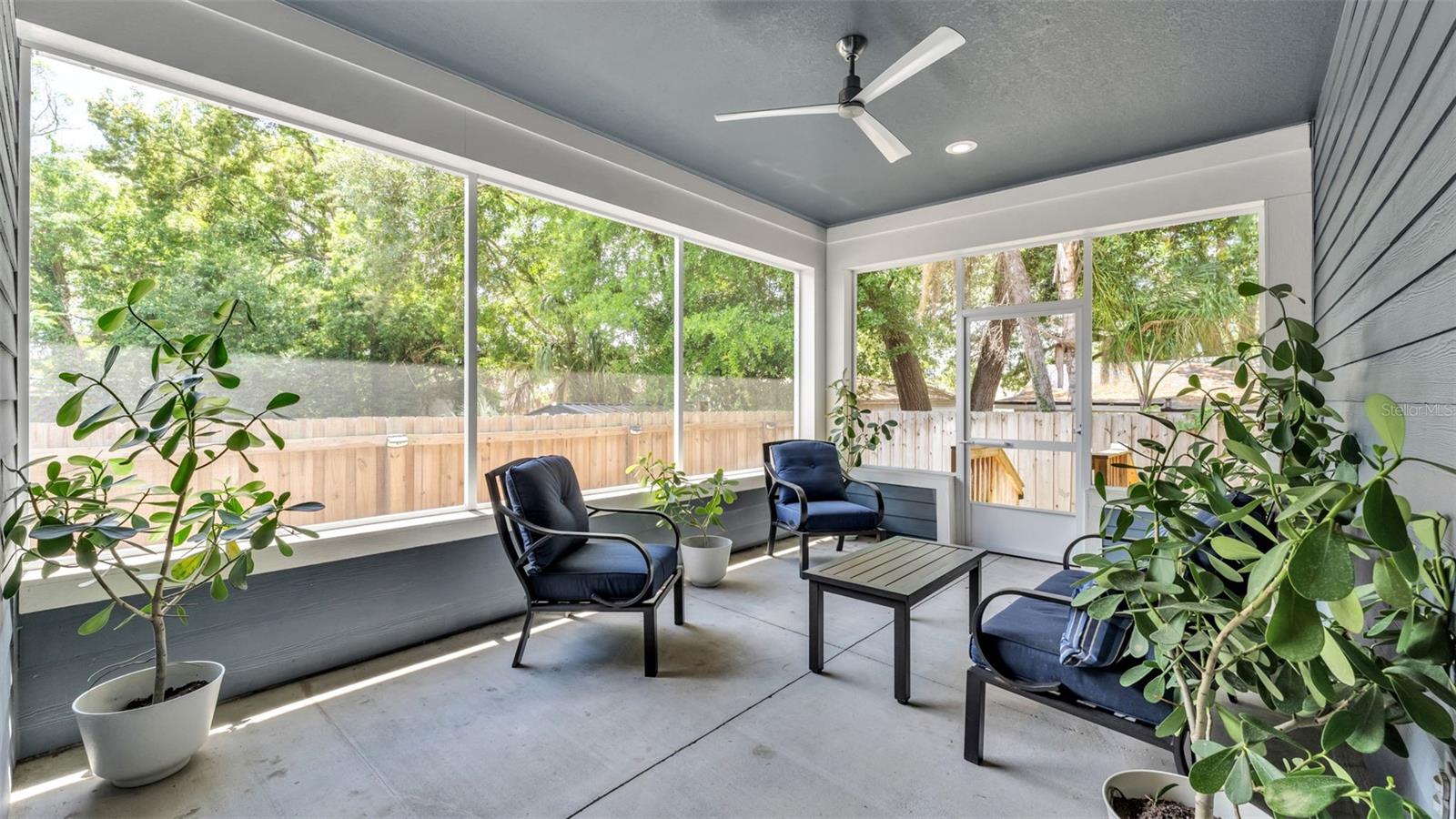 1221 KING AVE, LAKELAND, FL, 33803