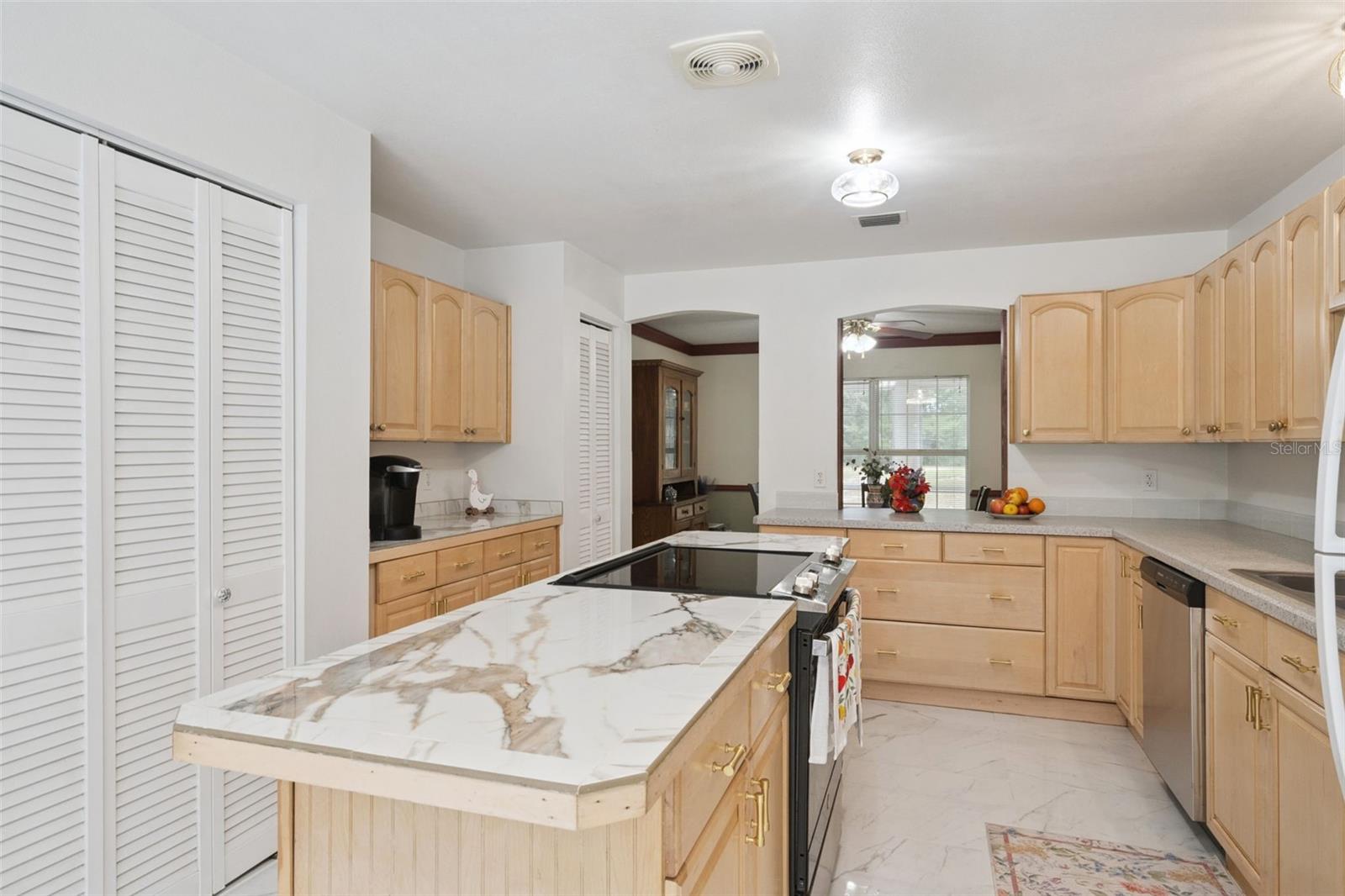 22726 WINTERWILLOW LN, EUSTIS, FL, 32736