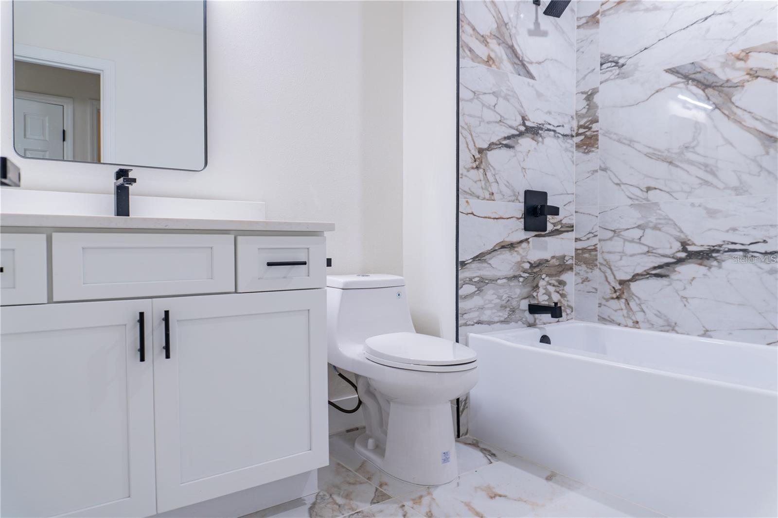 5320 NE 2ND LN, OCALA, FL, 34470