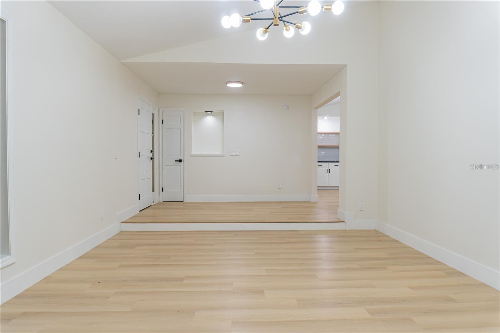 5320 NE 2ND LN, OCALA, FL, 34470