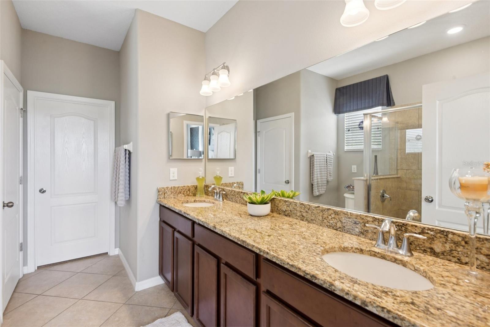 12010 LAKE BLVD, NEW PORT RICHEY, FL, 34655