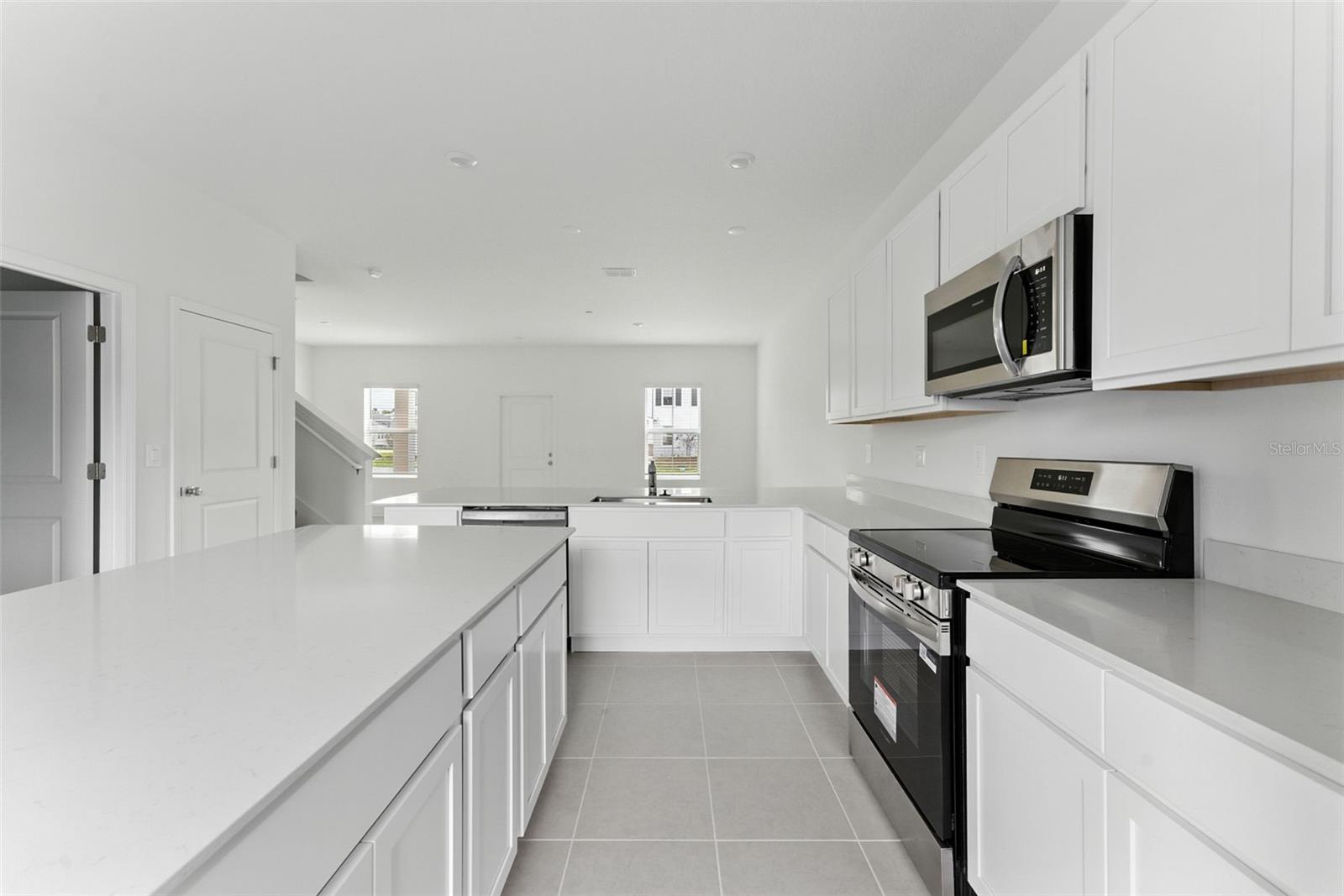 2341 WHITE BUFFALO ST, APOPKA, FL, 32703