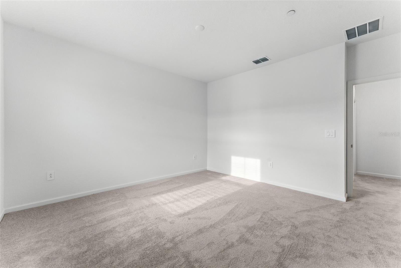 2341 WHITE BUFFALO ST, APOPKA, FL, 32703