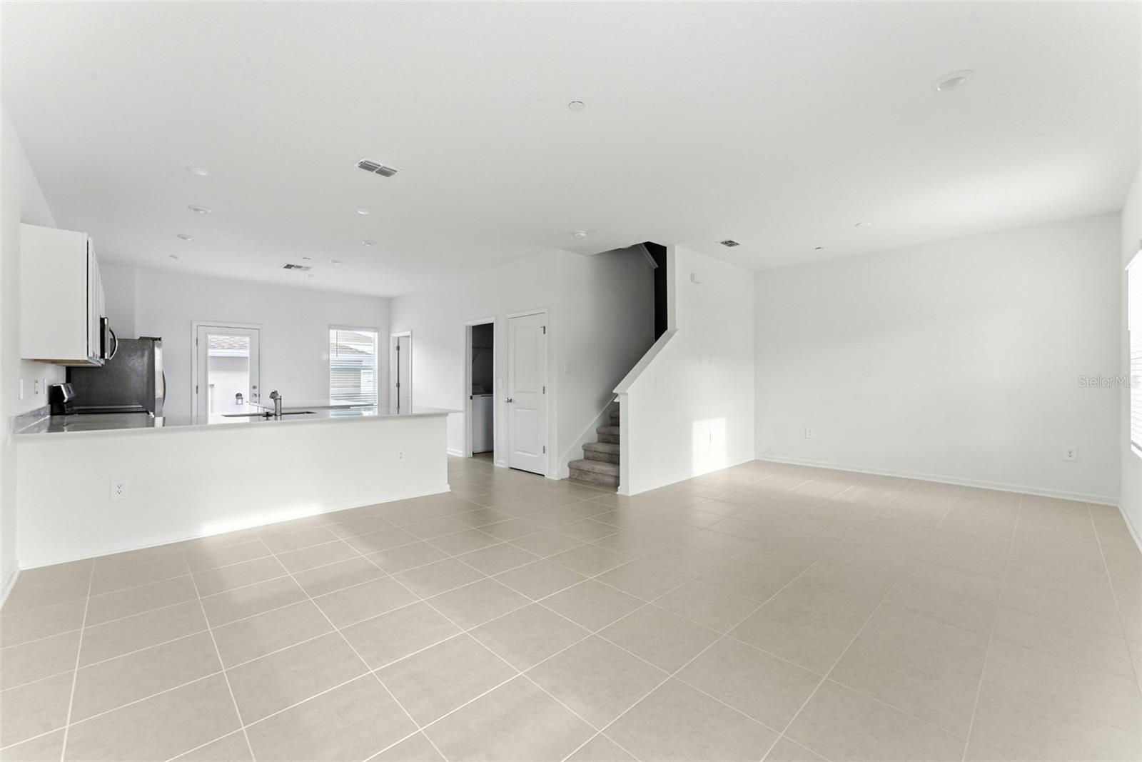 2341 WHITE BUFFALO ST, APOPKA, FL, 32703