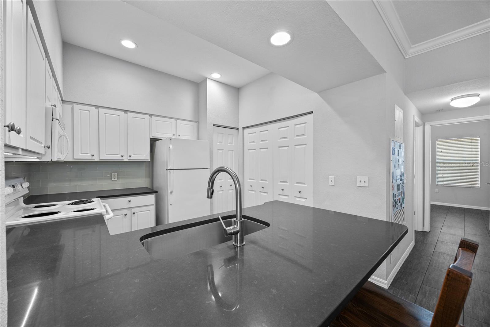 5141 SW 91ST WAY #I-102, GAINESVILLE, FL, 32608