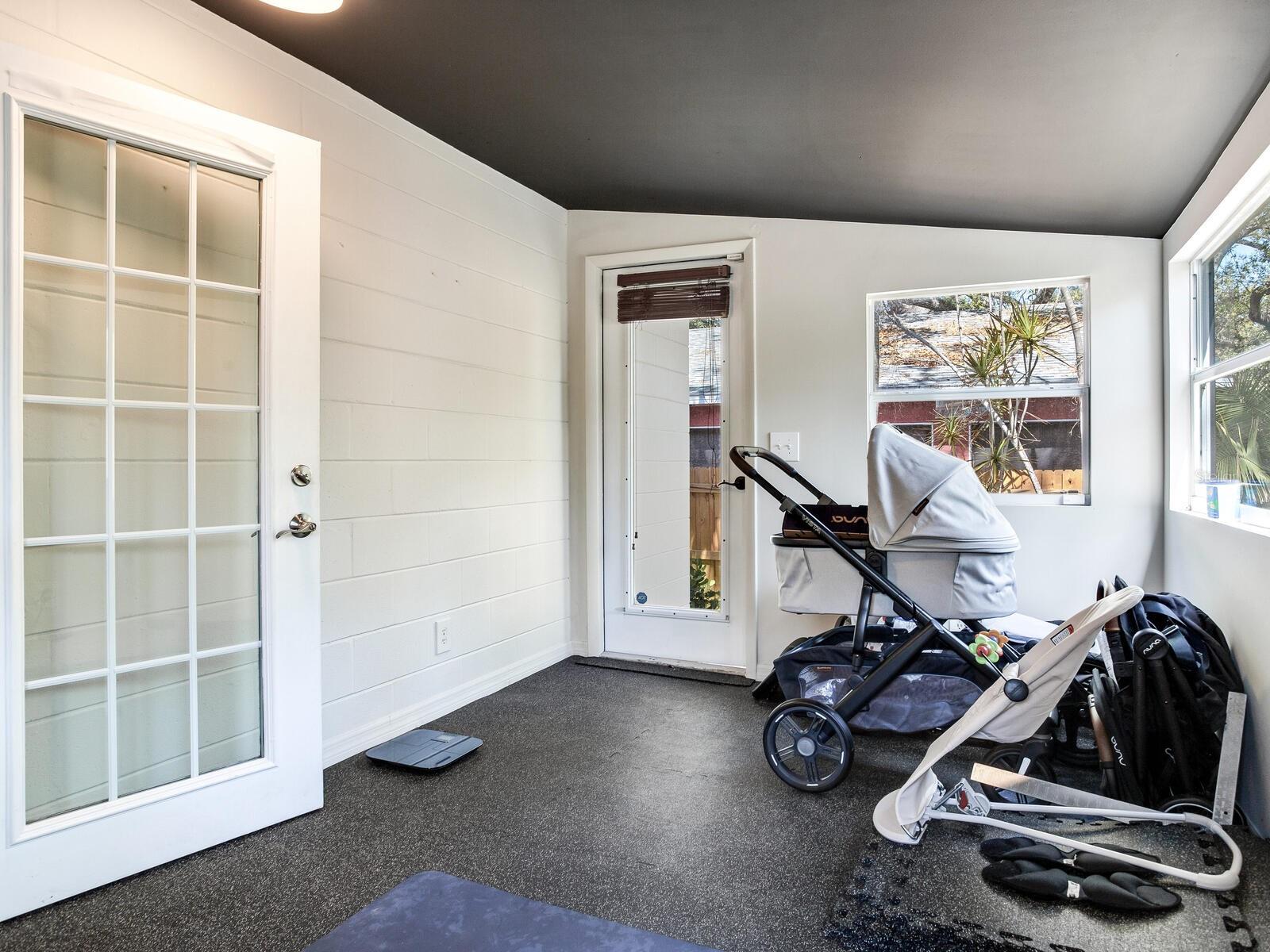 6118 S ELKINS AVE, TAMPA, FL, 33611