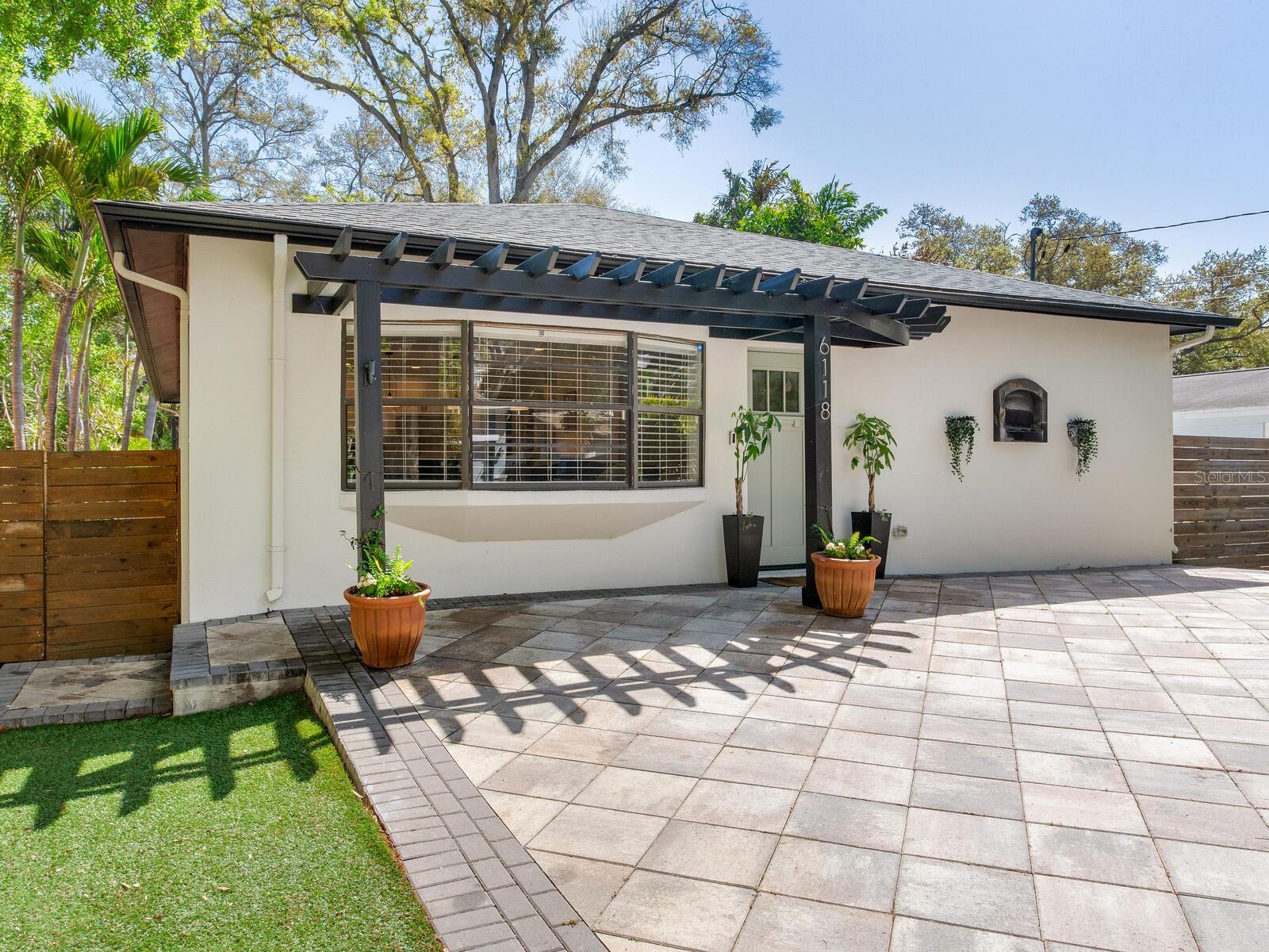 6118 S ELKINS AVE, TAMPA, FL, 33611