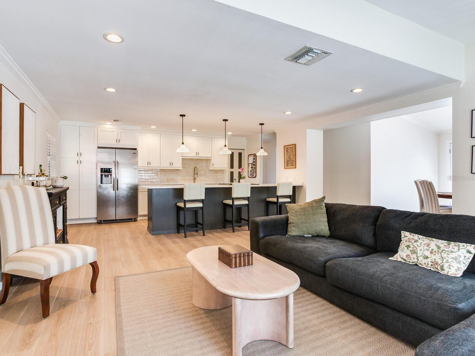 6118 S ELKINS AVE, TAMPA, FL, 33611