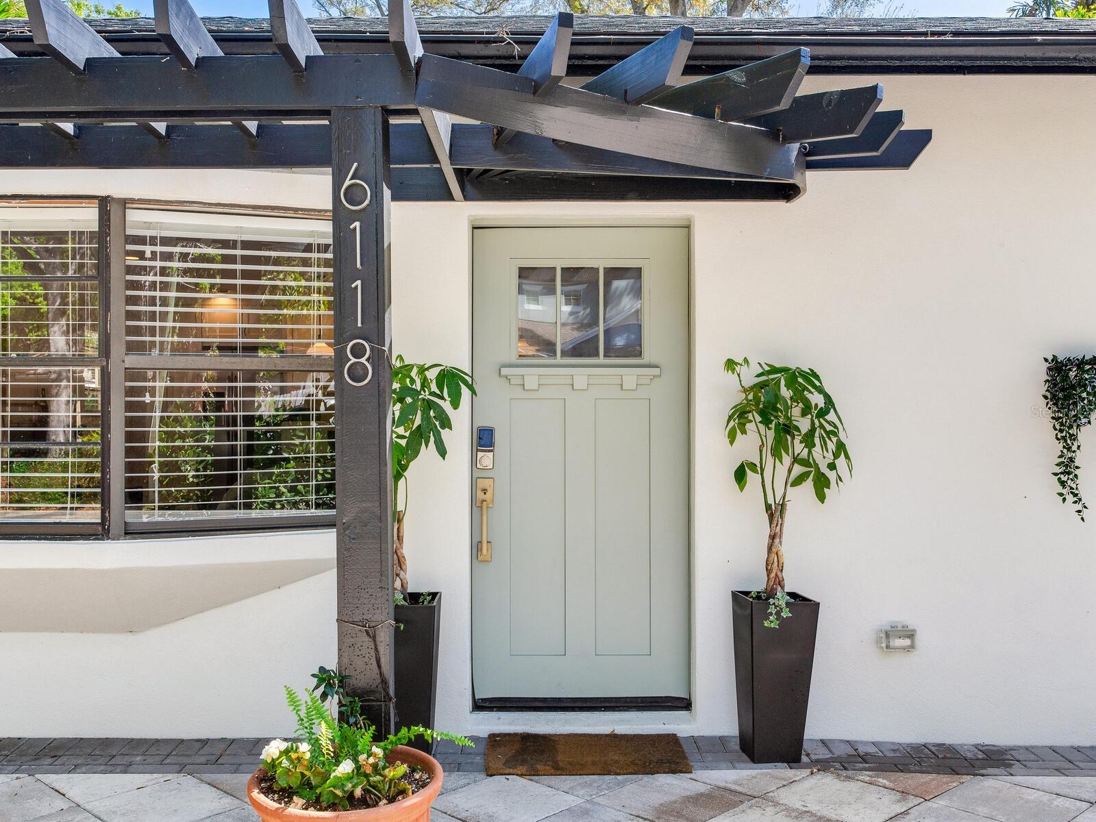 6118 S ELKINS AVE, TAMPA, FL, 33611