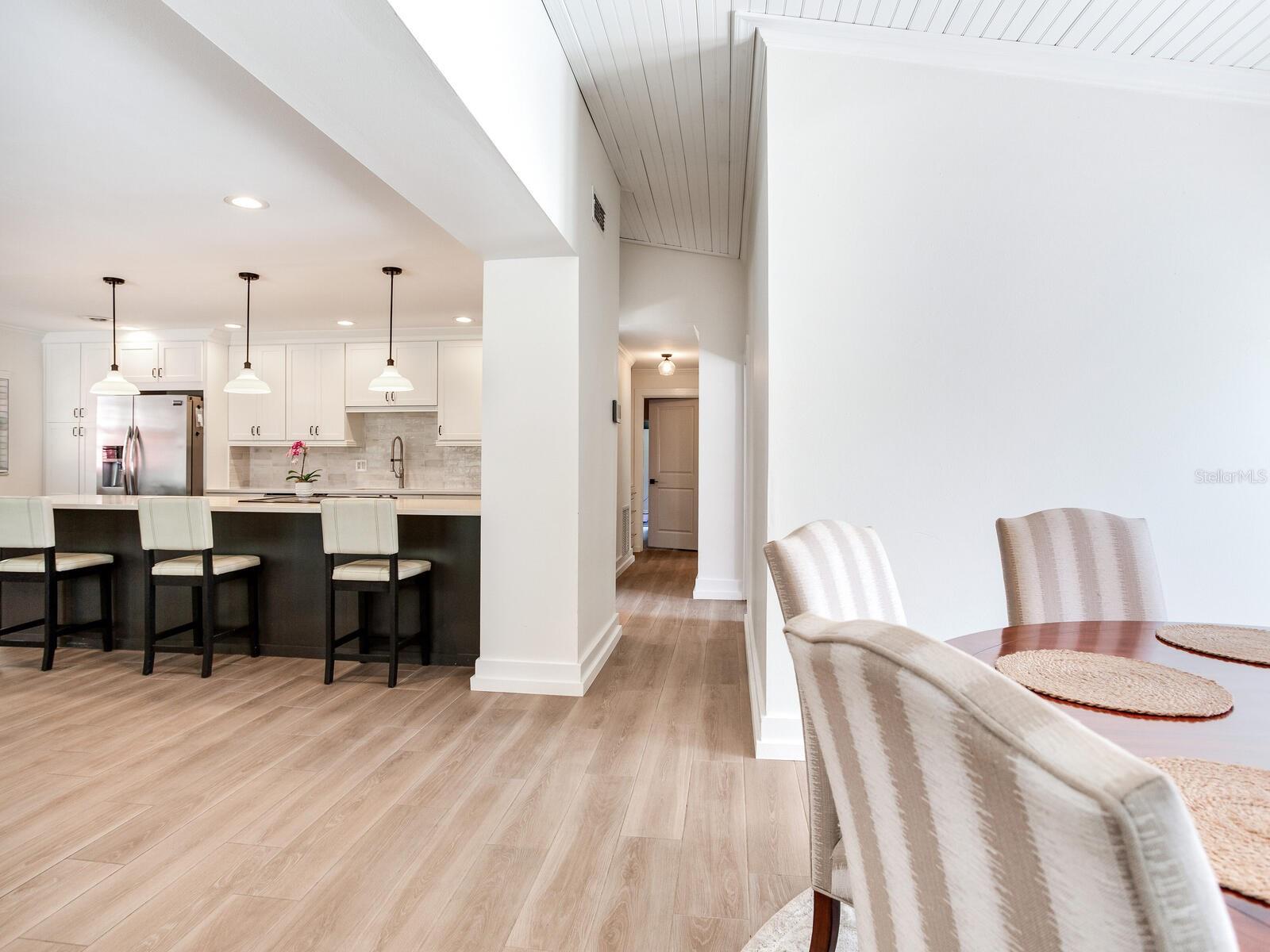 6118 S ELKINS AVE, TAMPA, FL, 33611