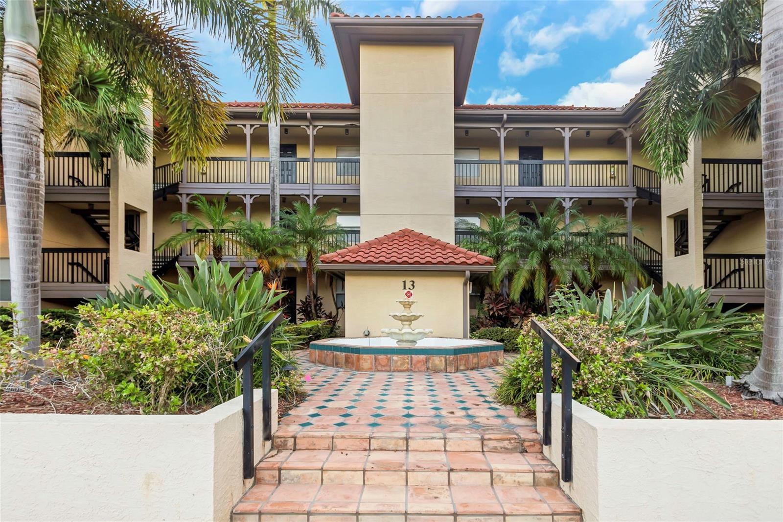 2400 FEATHER SOUND DR #1328, CLEARWATER, FL, 33762