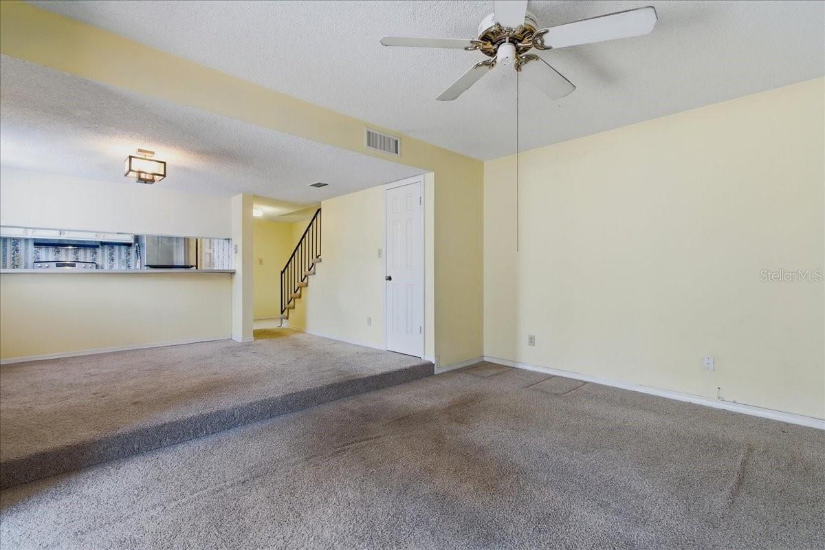 1412 OAK PL #B, APOPKA, FL, 32712