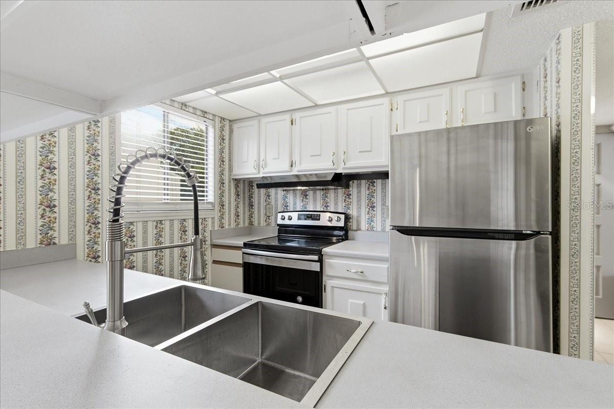 1412 OAK PL #B, APOPKA, FL, 32712