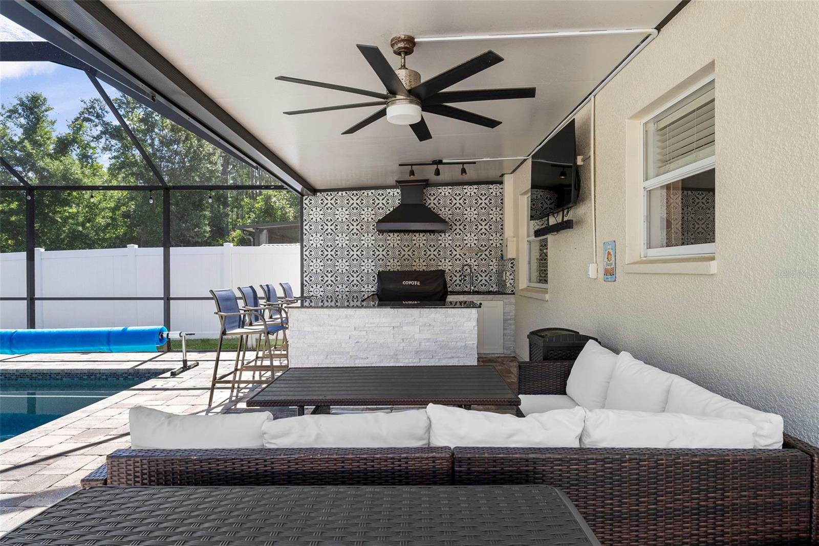 18146 BAHAMA BAY DR, TAMPA, FL, 33647