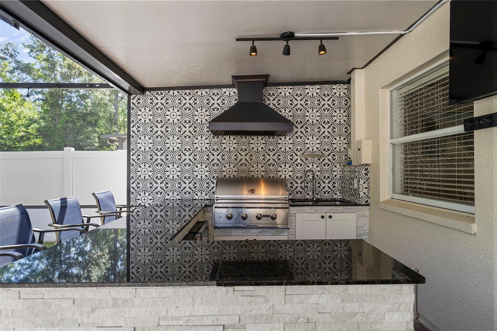 18146 BAHAMA BAY DR, TAMPA, FL, 33647