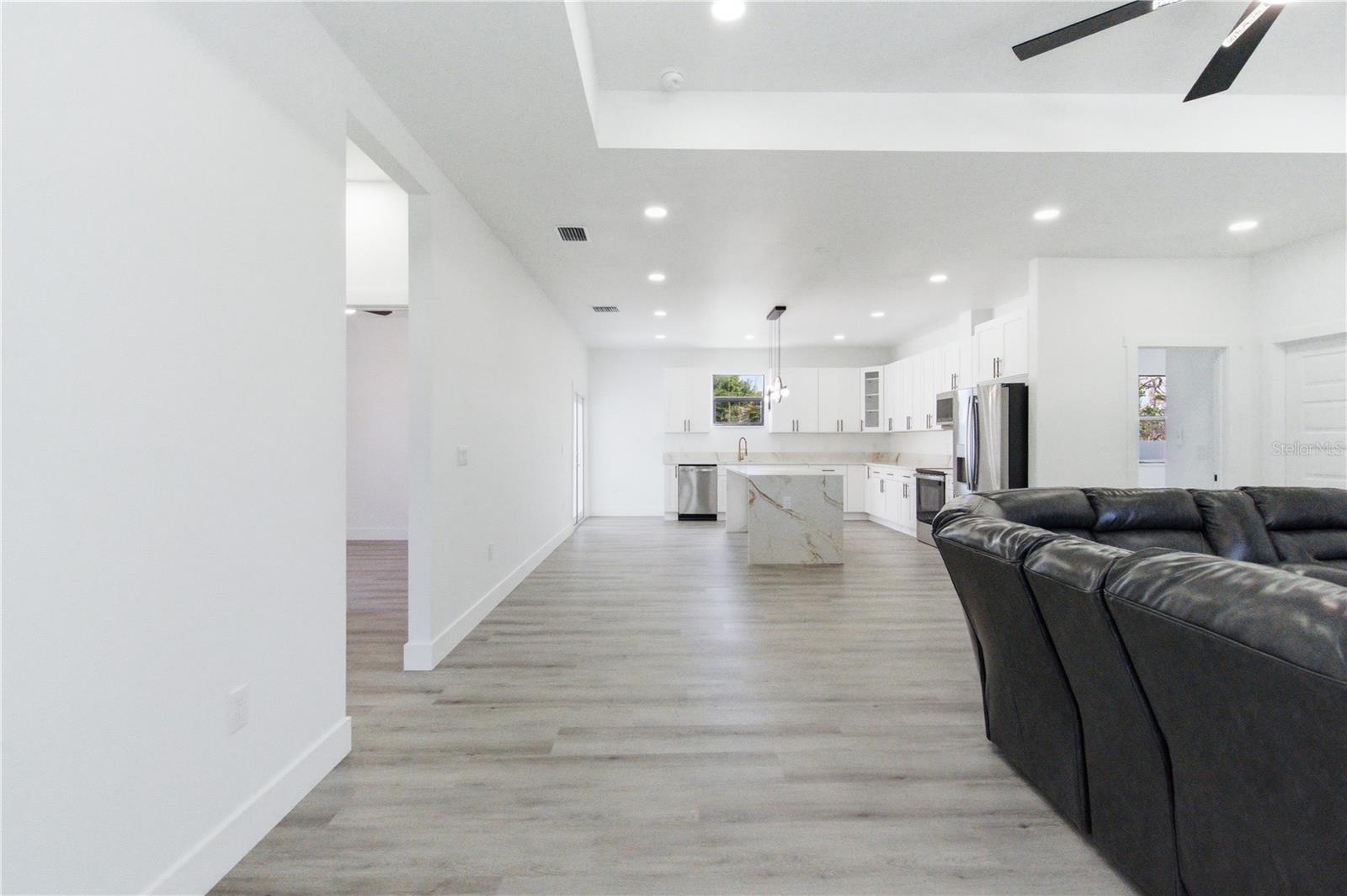 5120 65TH AVE N, PINELLAS PARK, FL, 33781