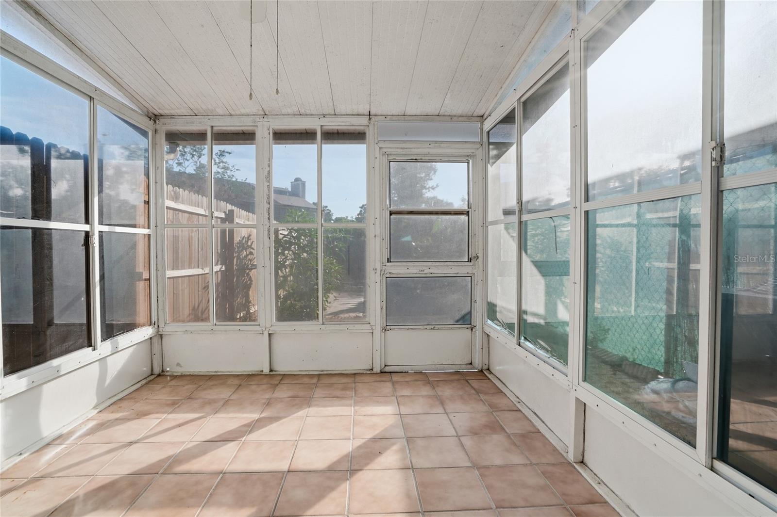 6258 OAK CLUSTER CIR, TAMPA, FL, 33634