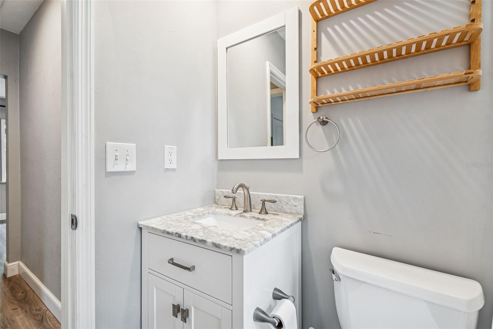 1206 E CRENSHAW ST, TAMPA, FL, 33604