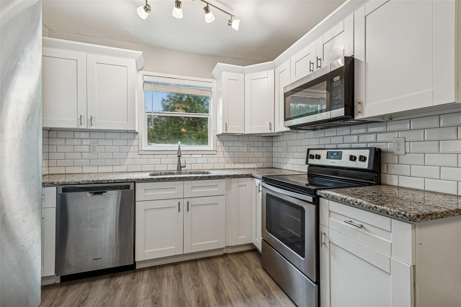 1206 E CRENSHAW ST, TAMPA, FL, 33604