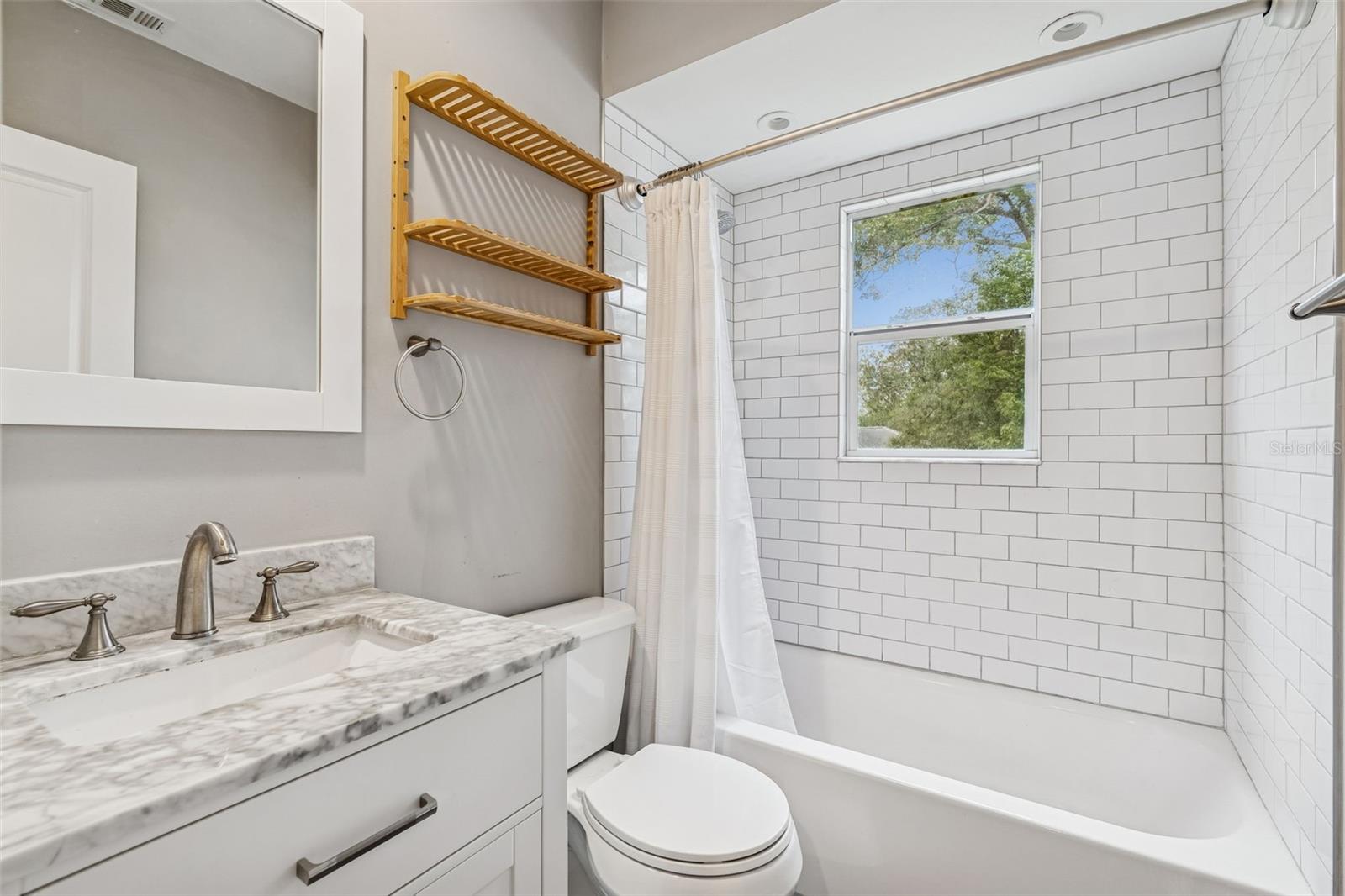 1206 E CRENSHAW ST, TAMPA, FL, 33604