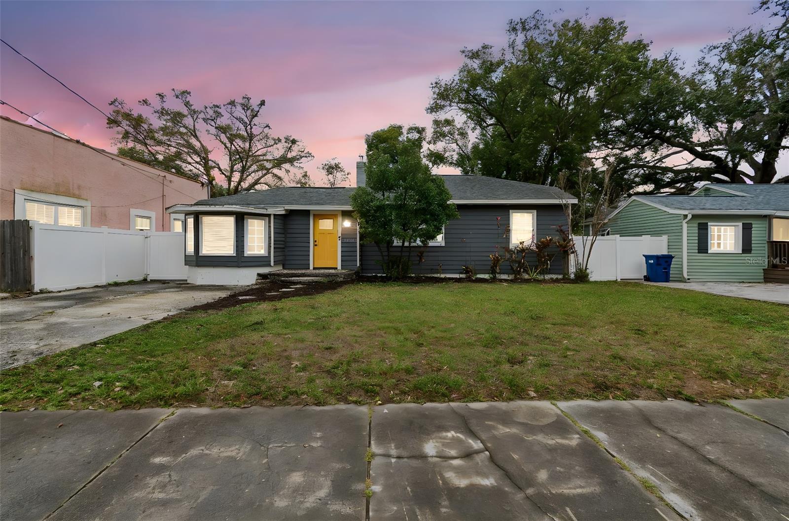 1206 E CRENSHAW ST, TAMPA, FL, 33604