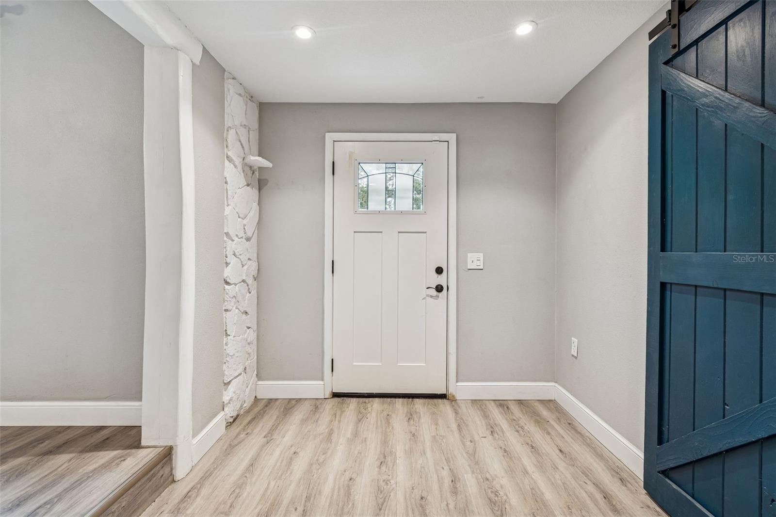 1206 E CRENSHAW ST, TAMPA, FL, 33604